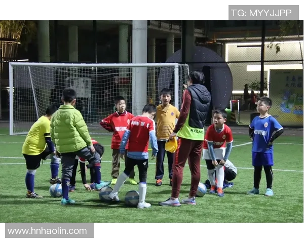 女足球星闪耀绿茵场引发热议男足未来发展方向成焦点